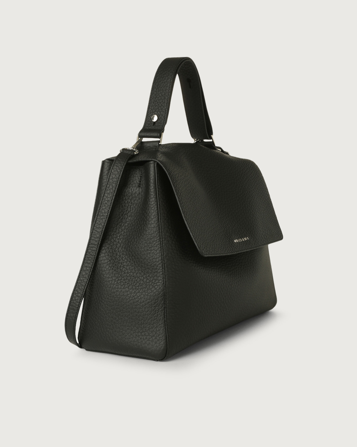 Orciani Borsa a spalla grande Sveva Soft in pelle con tracolla colore NERO