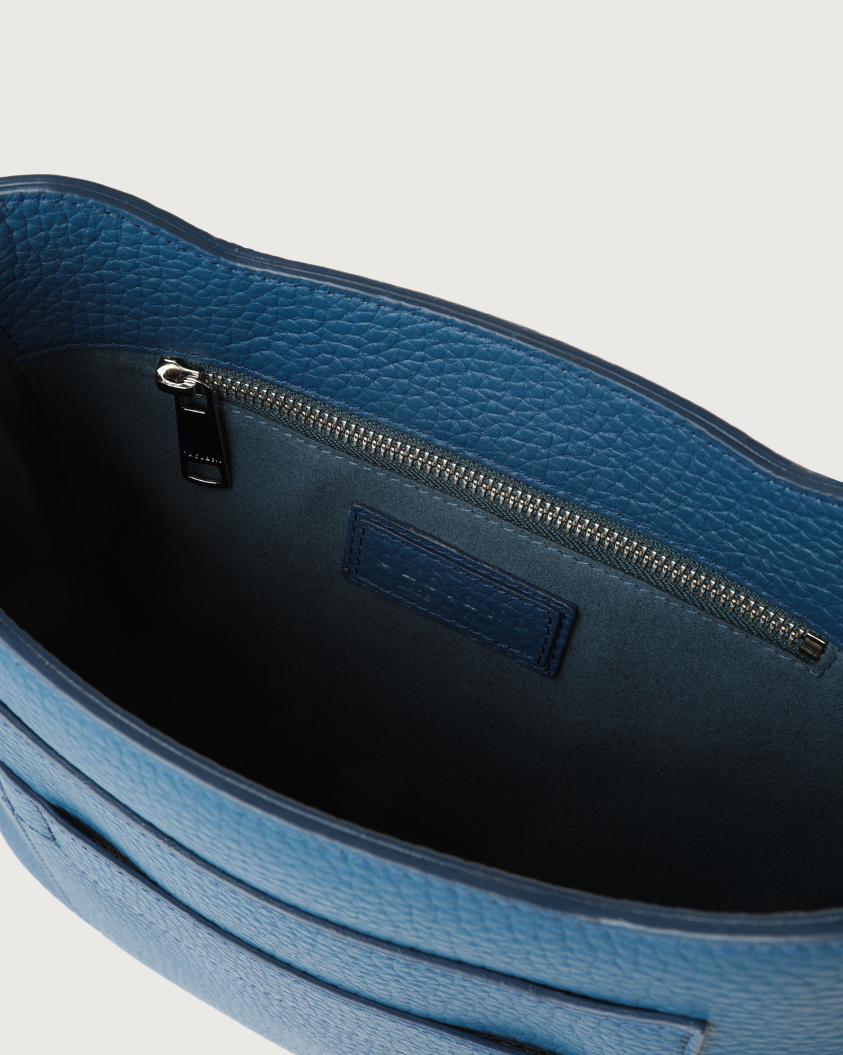 Borsa A Spalla Nilla Soft In Pelle Con Tracolla, Colore T. MORO