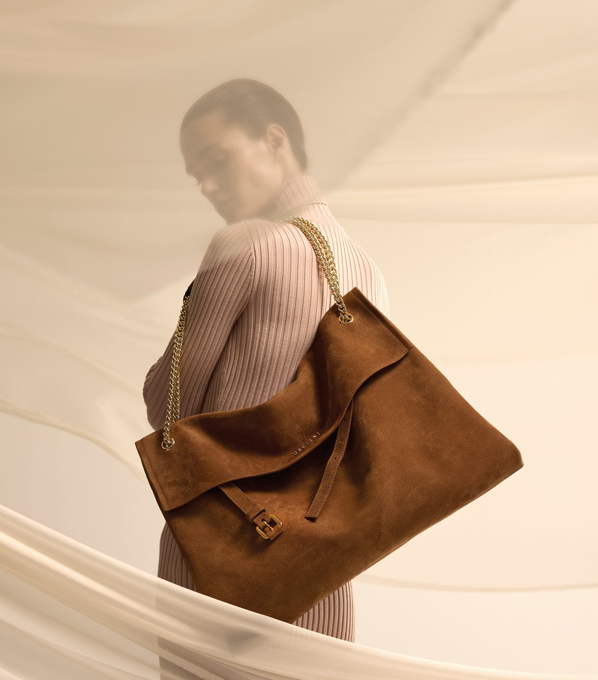 ブナコ　BUNACO Bien ORCIANI Venus Nabucco Large nubuck leather shoulder bag. , color brown