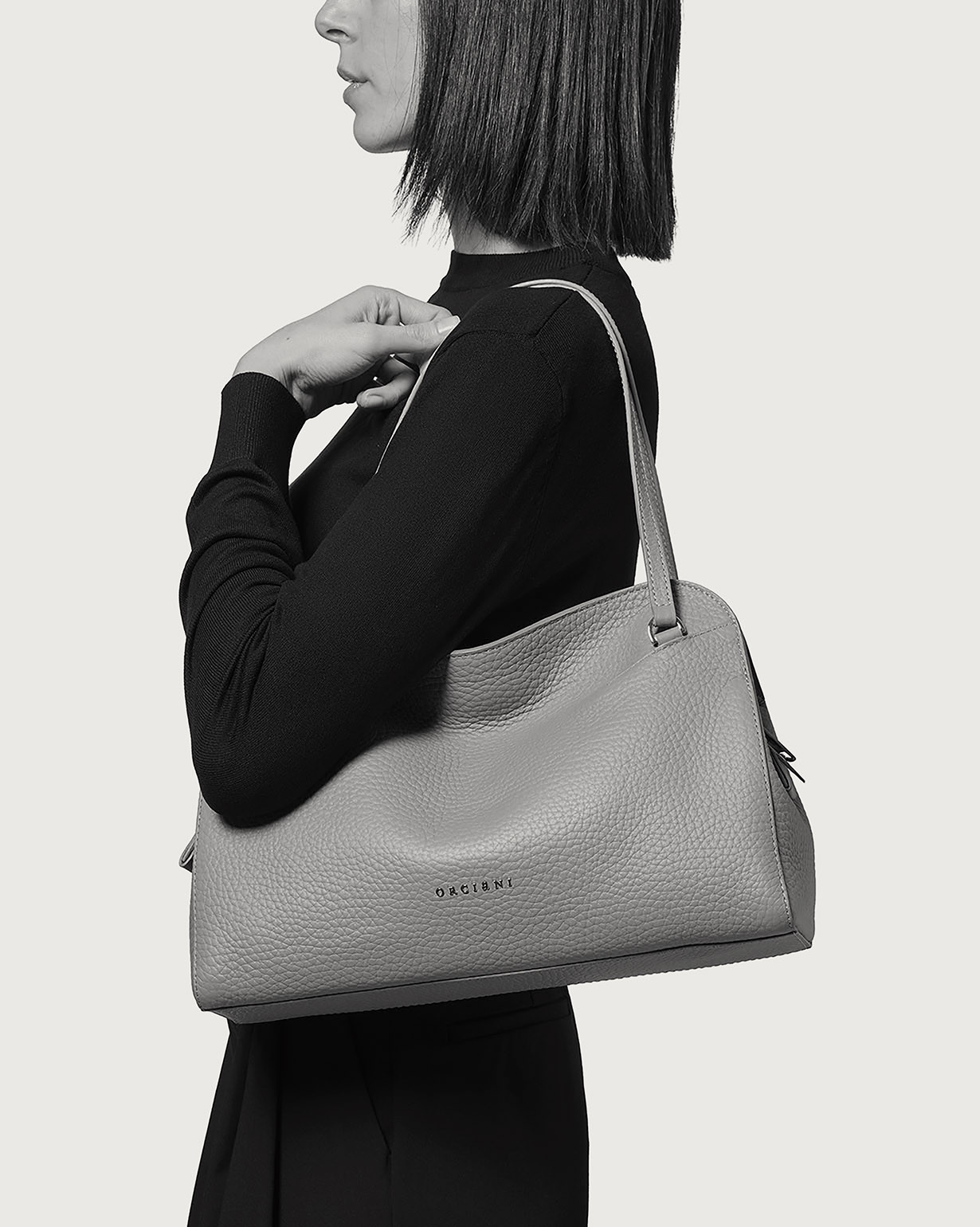 ORCIANI Lido Soft Midi grained leather shoulder bag. , color Sand