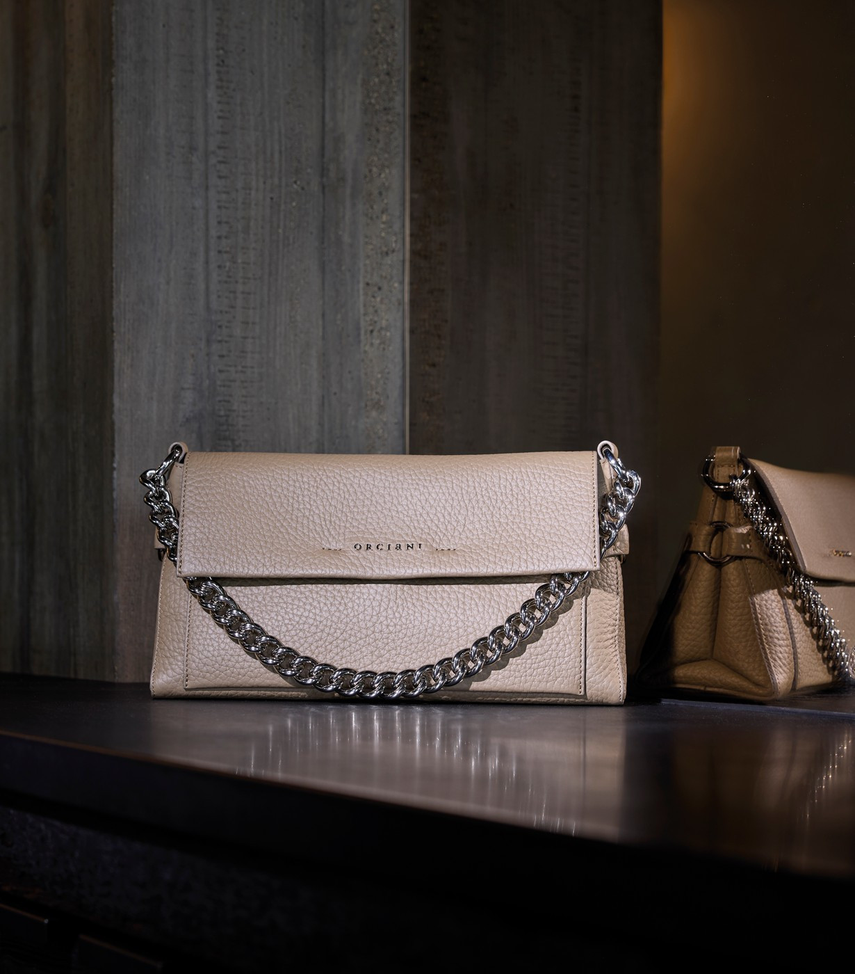 ショルダーバッグ・ポシェット Orciani Soft Suede And Leather Crossbody Handbag ORCIANI Missy Longuette Soft leather shoulder and crossbody