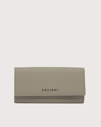 Soft leather wallet with RFID protection