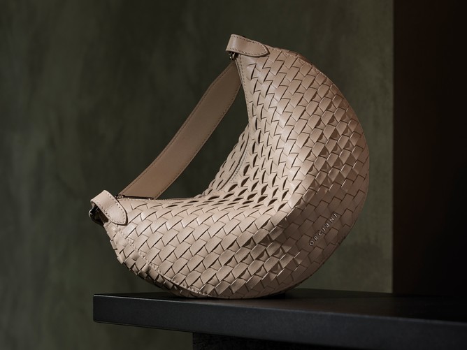 Orciani Women's Archive